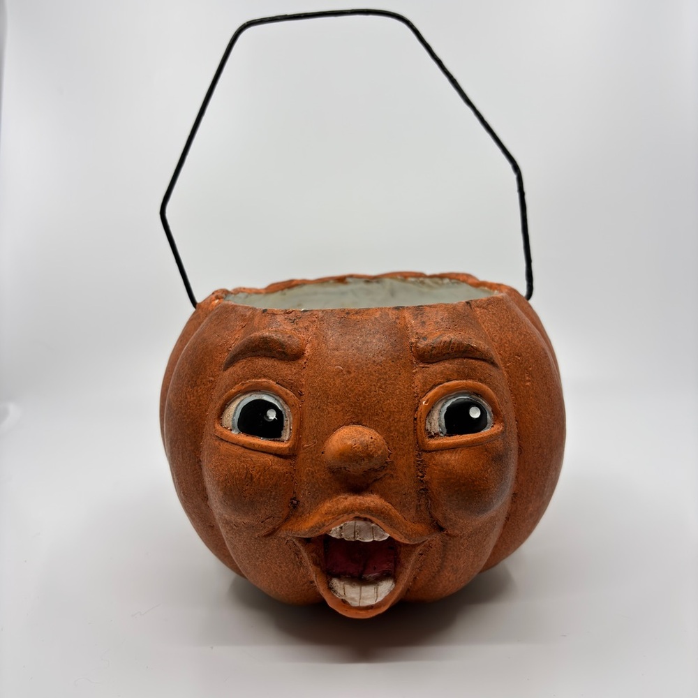 Vintage Pumpkin Face Basket